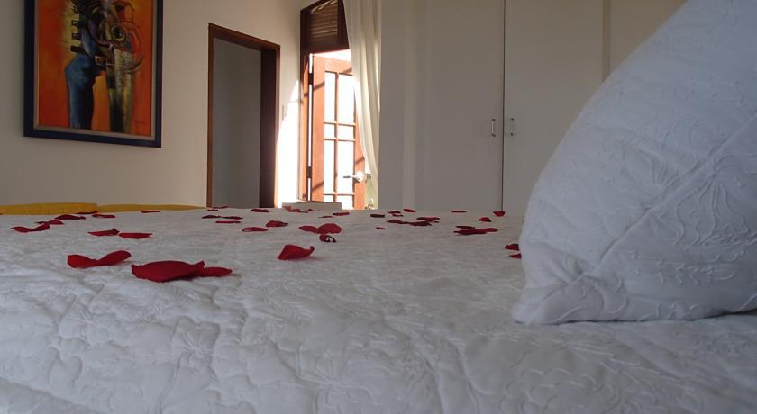 Being Villa Plymouth Room photo